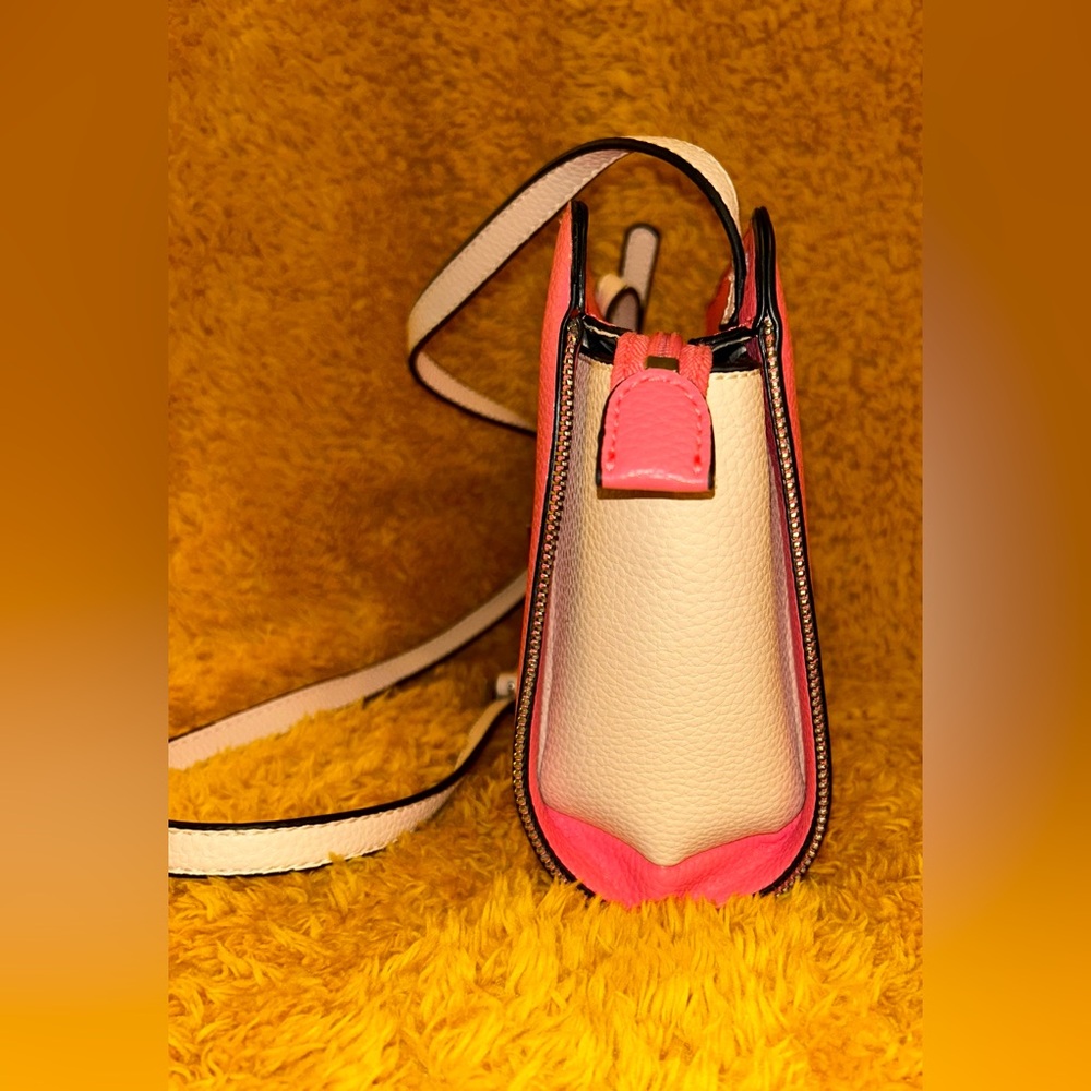 GUESS Two-Tone Crossbody Bag - Picture 5 of 9